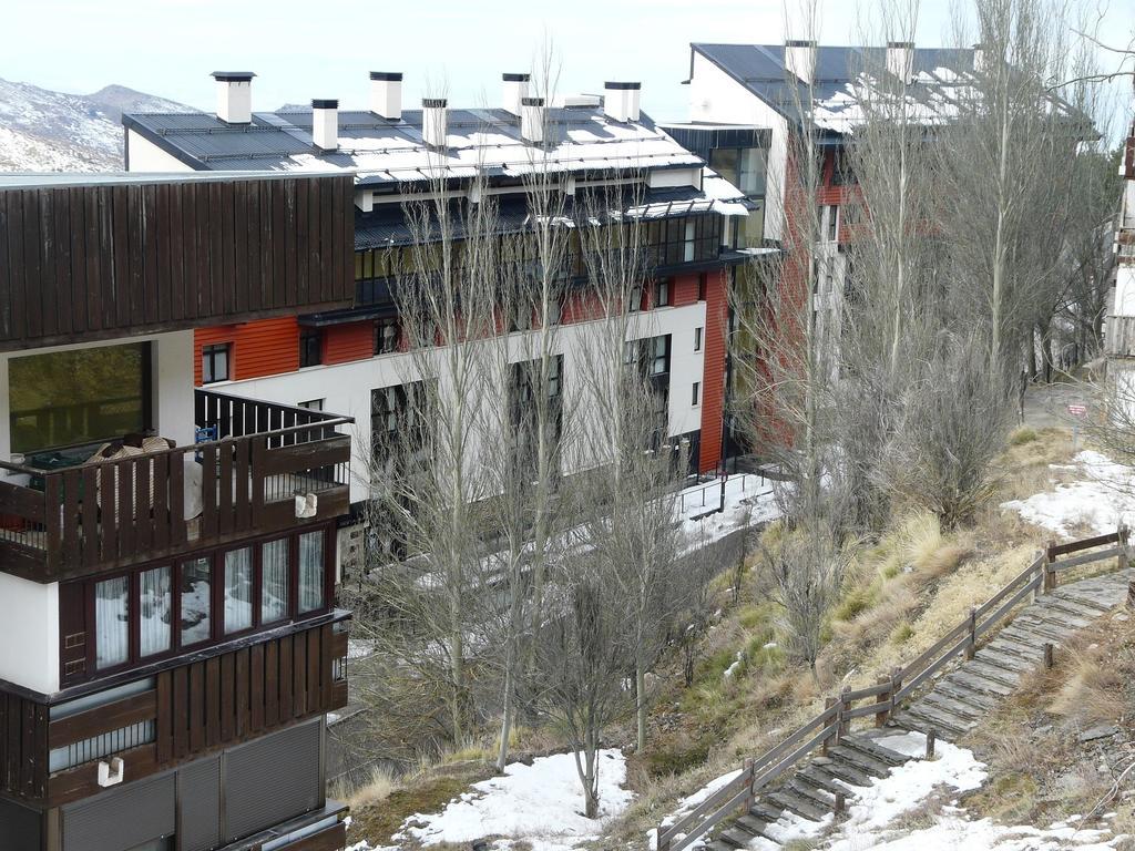 Apartamentos GHM Gorbea Sierra Nevada Bagian luar foto