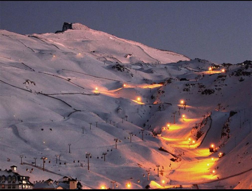 Apartamentos GHM Gorbea Sierra Nevada Bagian luar foto